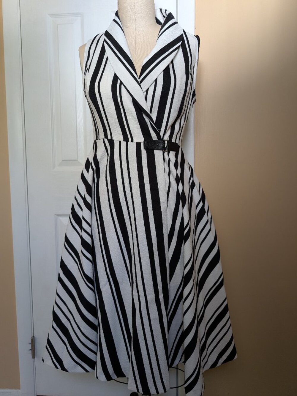 Gracia Wrap Dress